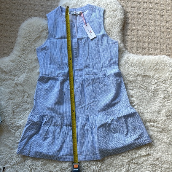 Vineyard Vines Seersucker Dress- Size medium— New With Tags! - Picture 4 of 6